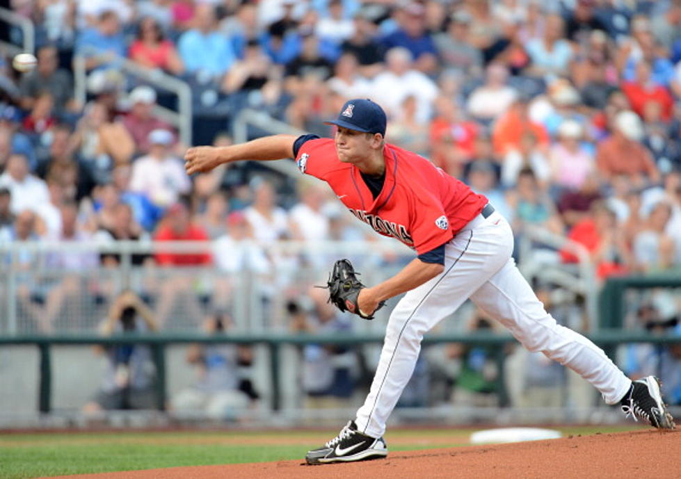 Wade Shines In Arizona CWS Victory Over Gamecocks