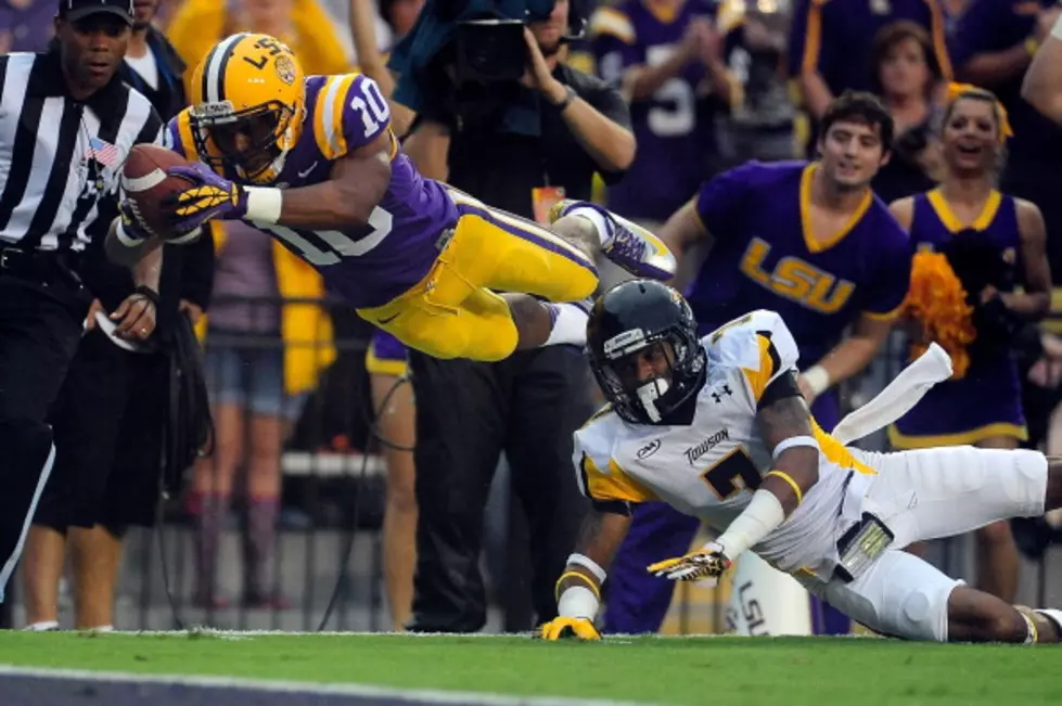 LSU Sloppy In 38-22 Victory Over Towson