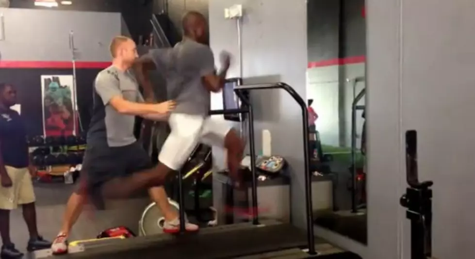 Chad Johson Runs 24.5 MPH On A Treadmill With An Incline, Impressive [Video]