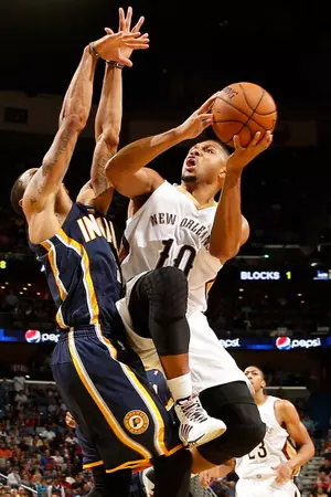 Pelicans Fall To Pacers In Opener