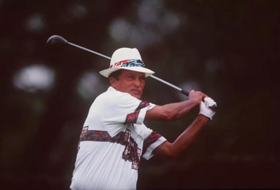 Chi-Chi Rodriguez Accidentally Hits Himself With Golf Ball In Failed Trick Shot, Ouch! [Video]