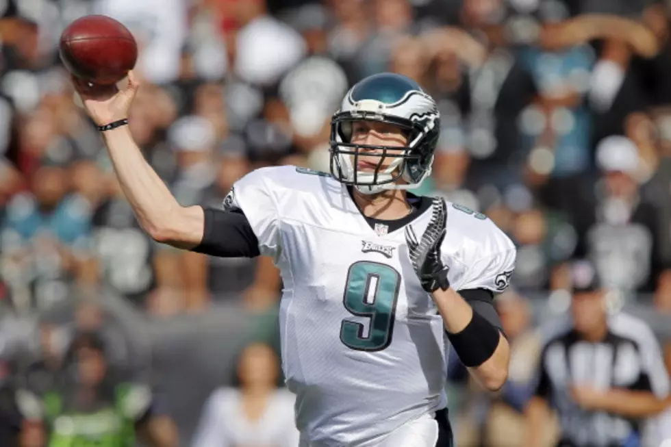 Nick Foles Throws Record-Tying 7 TD Passes – VIDEO