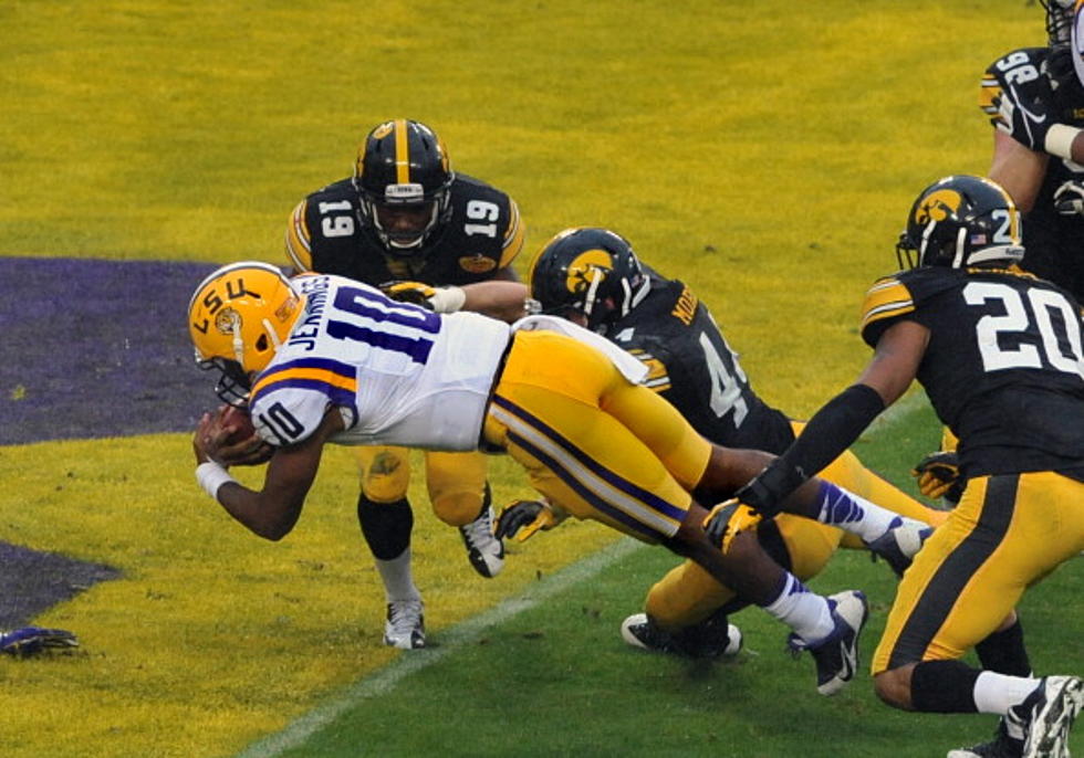 LSU Tops Iowa, Wins Outback Bowl Behind Hill’s Record Day