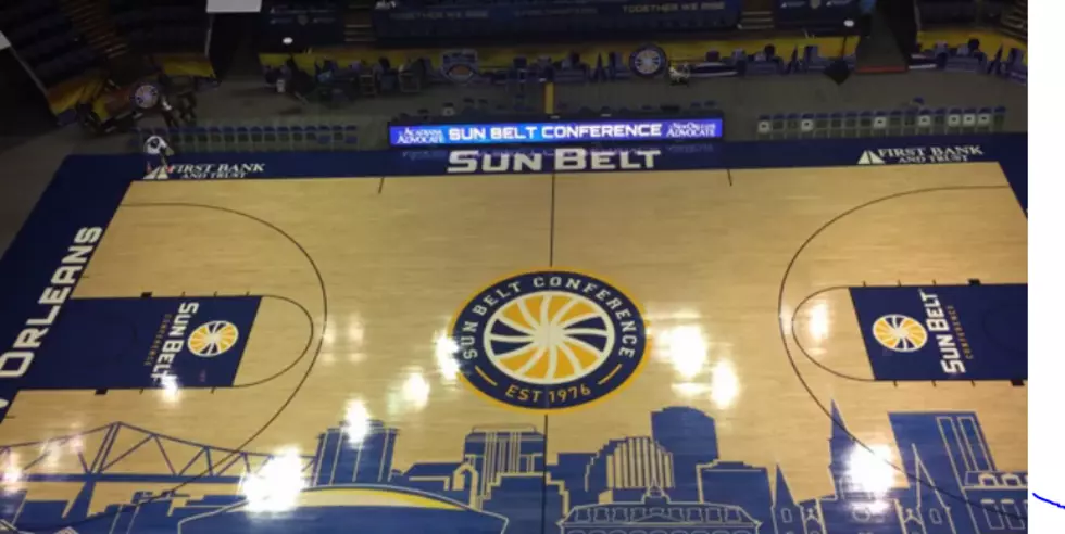 2014 Sun Belt Conference Basketball Court Assembled In Cool Time Lapse Video