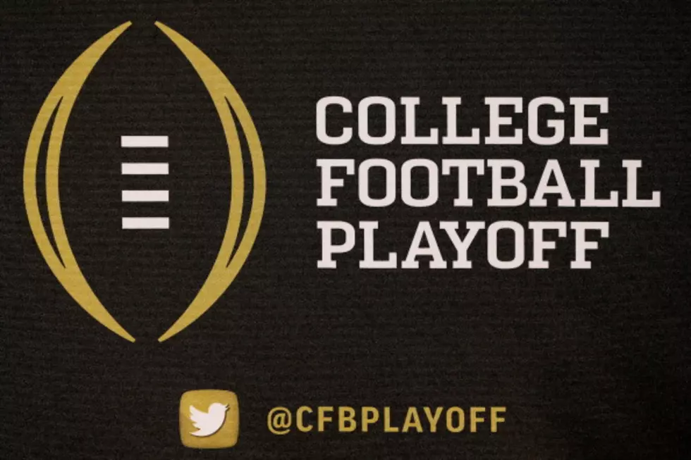 Oregon Set To Take On Ohio St. In First College Football Playoff National Championship