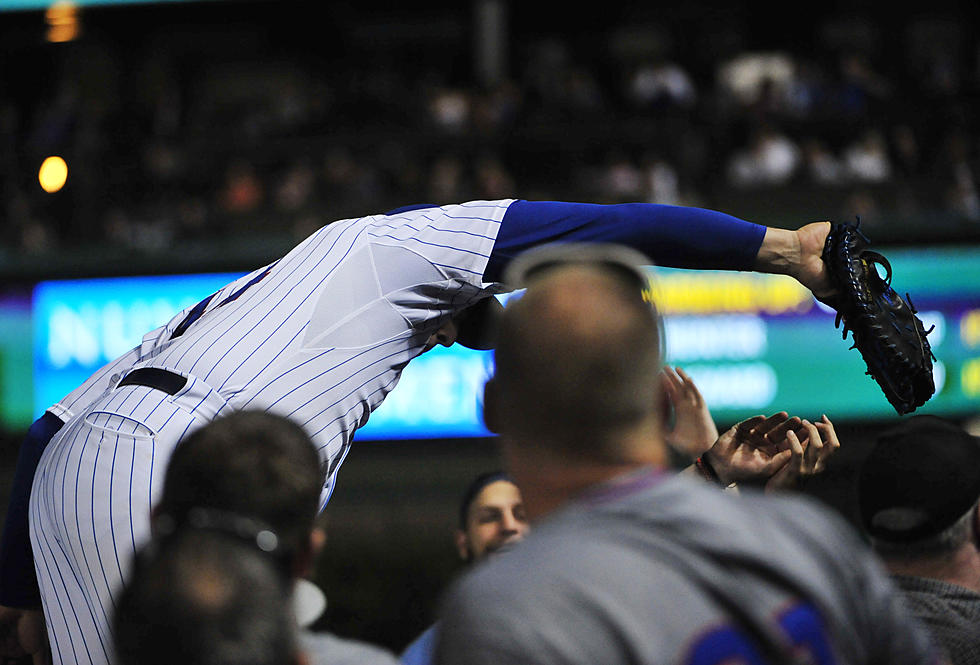 Anthony Rizzo Makes Terrific Catch On Foul Popup – VIDEO