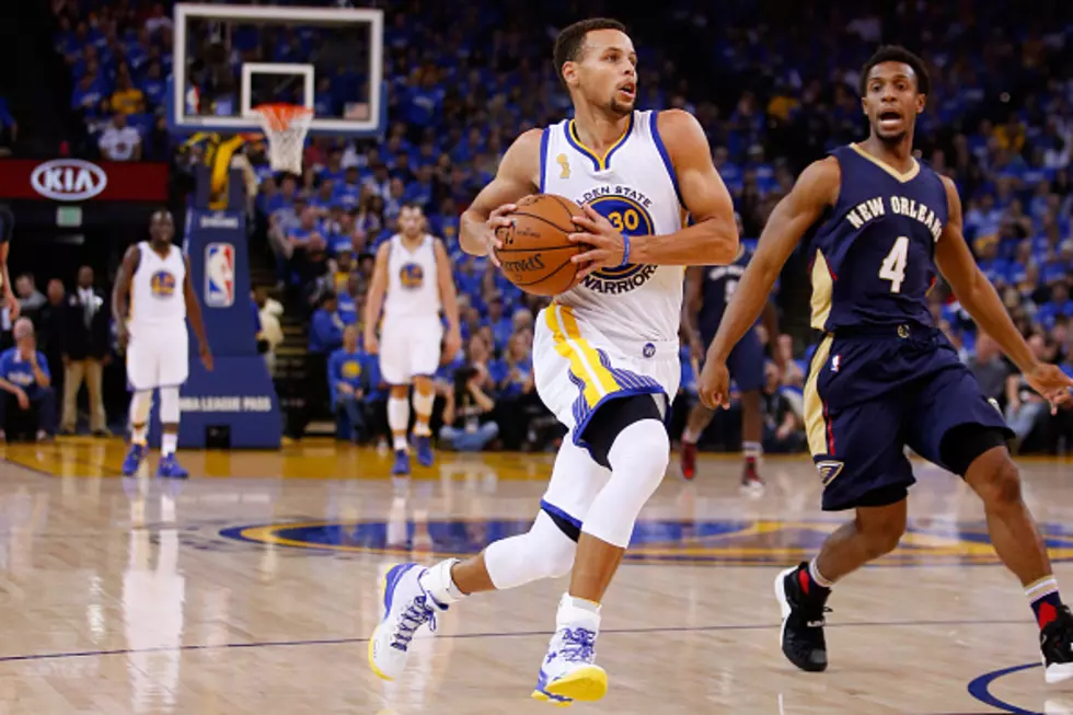Curry Torches Pelicans In Season Opener