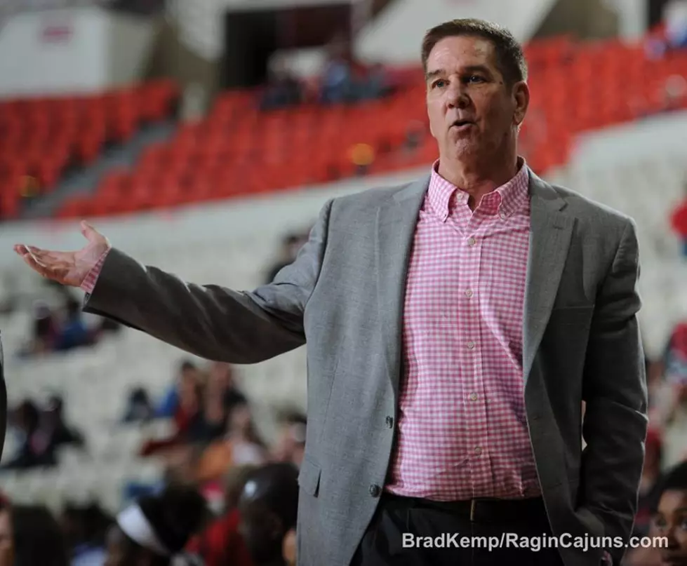 UL WBB Coach Garry Brodhead Talks Battle On The Border, Getting Players Healthy & More [Video]