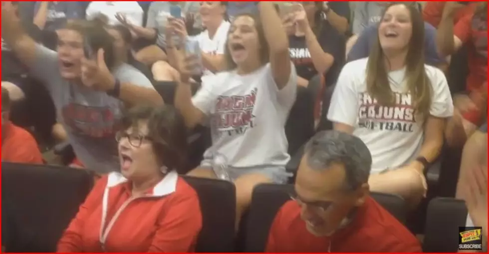 Cajun Softball Team Reaction When Learning Of Lafayette Regional Opponents [Video]