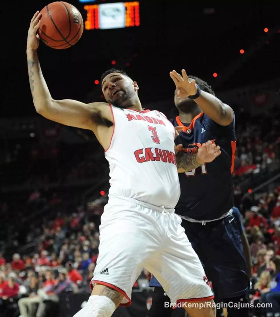 A-State Holds off Cajuns, 74-71