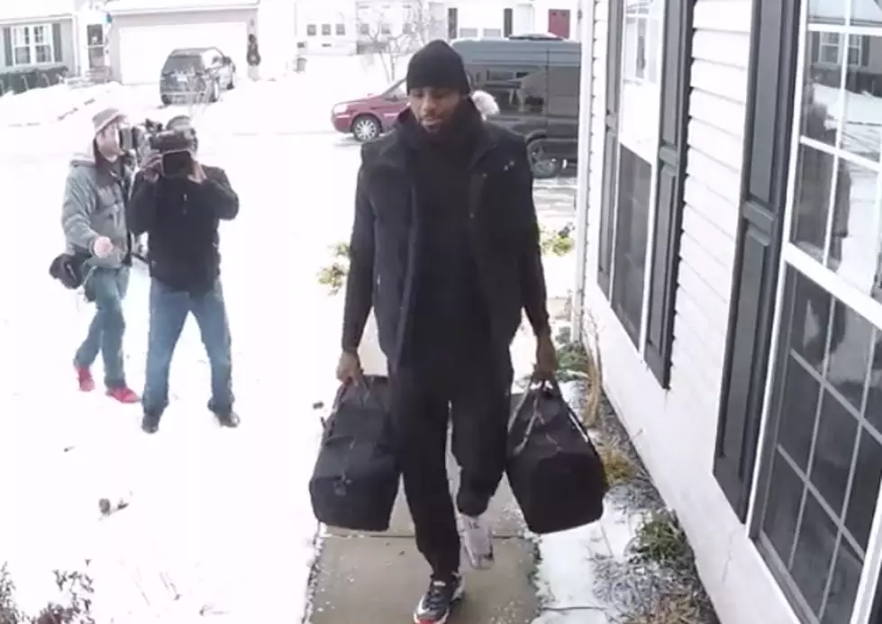 LeBron Delivers $1.3 Million To Family In Akron
