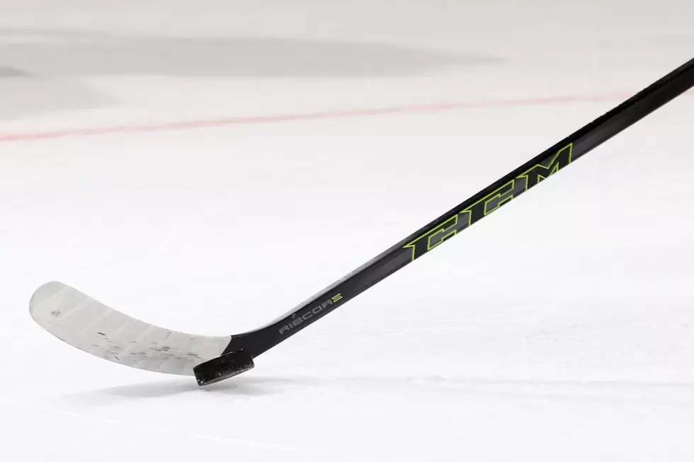 Hockey Player Slams Referee To Ice – VIDEO