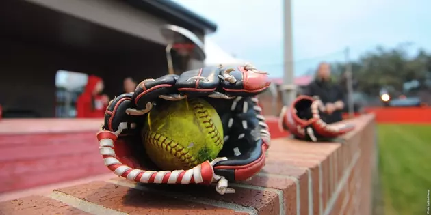 UL Softball Weekly Review &#8211; March 27