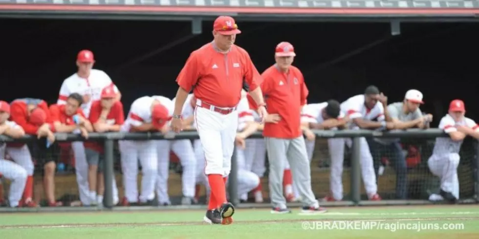 UL Baseball Coach Tony Robichaux On Matchup vs LSU, Team Health & More [Video]