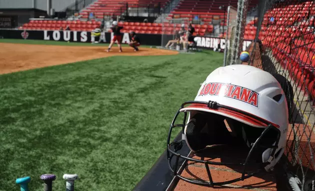 UL Softball Moves Up In Top 25 Poll