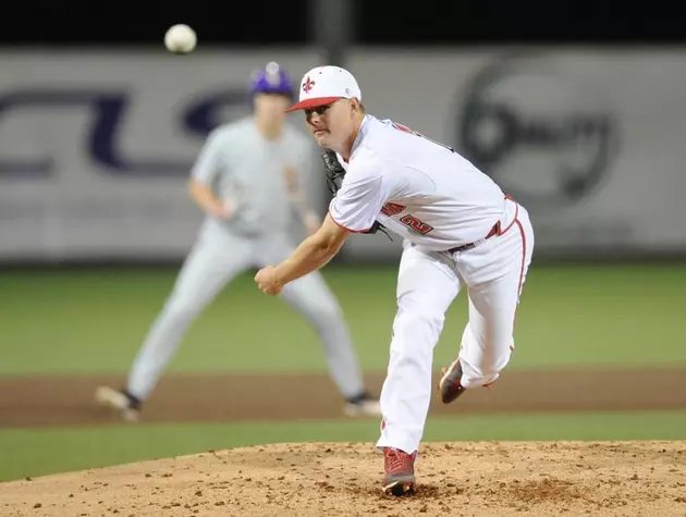 Cajuns Head East to Face Green Wave