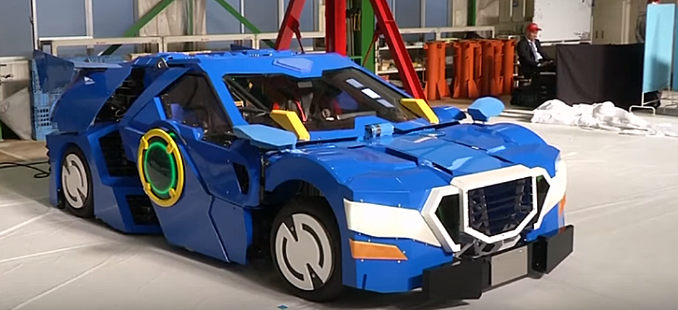 Watch This 10 Foot Tall Robot Turn Into A Real Car! [Video]