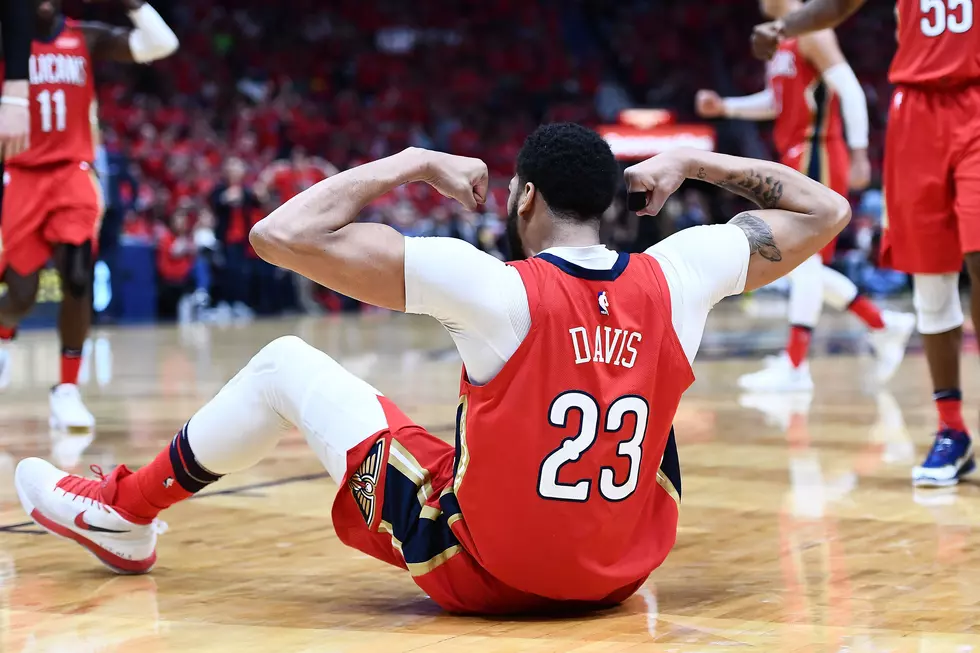 Anthony Davis signs with Klutch Sports Group