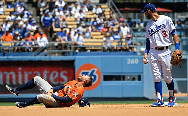 Astros roll past Dodgers but pay a price this weekend