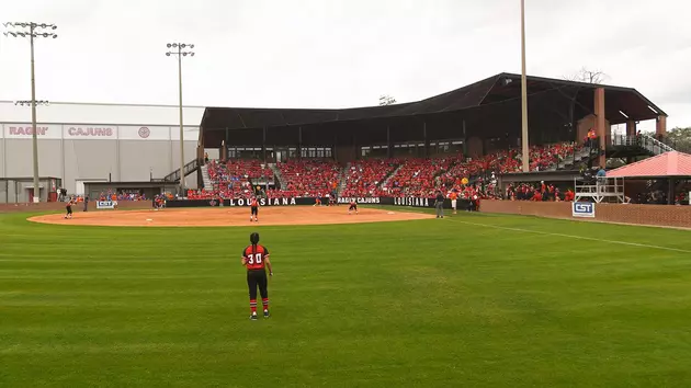 UL Softball Continues To Rank In Top Ten In Attendance