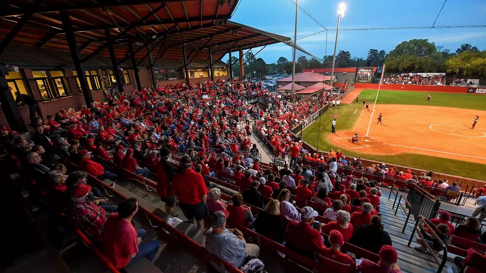 UL Softball Remains In Top Ten In Attendance