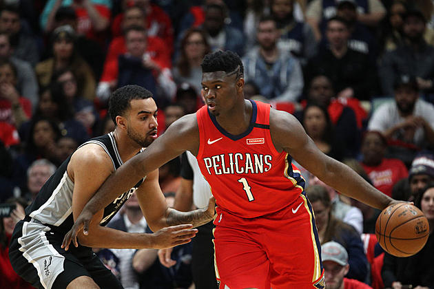 Zion Explodes in the 4th Quarter But Pels Fall to Spurs
