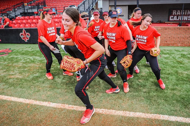 UL Softball Ranked in Top Ten of USA Today/NFCA Coaches Poll
