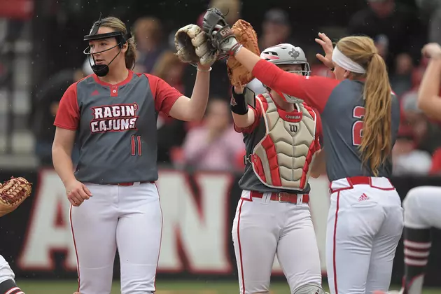 Ragin&#8217; Cajuns Softball Comes Up Short Against #8 Oklahoma State