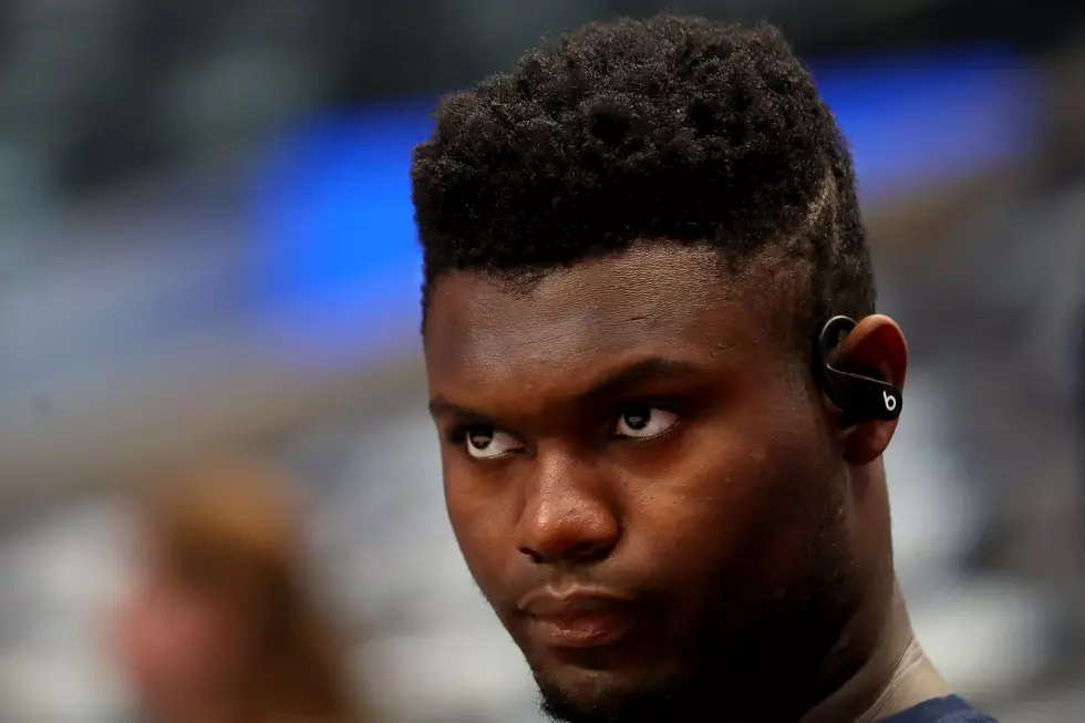 New Orleans’ Zion Williamson Criticized after Donating Gear to Prominent Private High School – Coach Responds