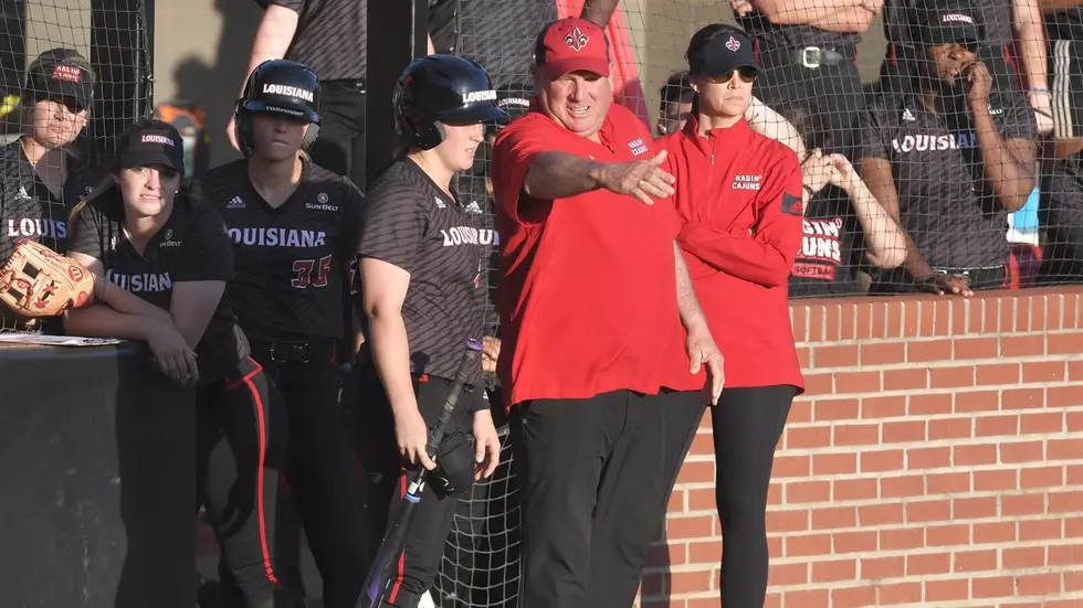 UL Softball Drops a Couple of Spots in Latest Top 25 Poll