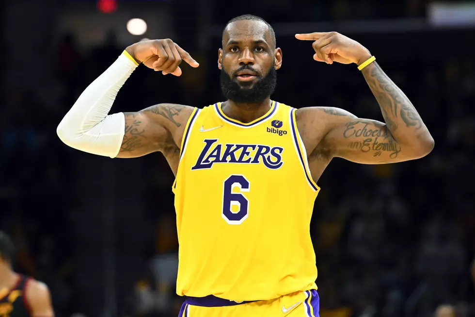 Breaking: LeBron James Signs Contract Extension With The Lakers
