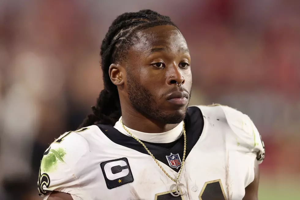 Alvin Kamara’s Tweet Sparks Controversy Among Saints Fans Concerning a Trade to the Eagles