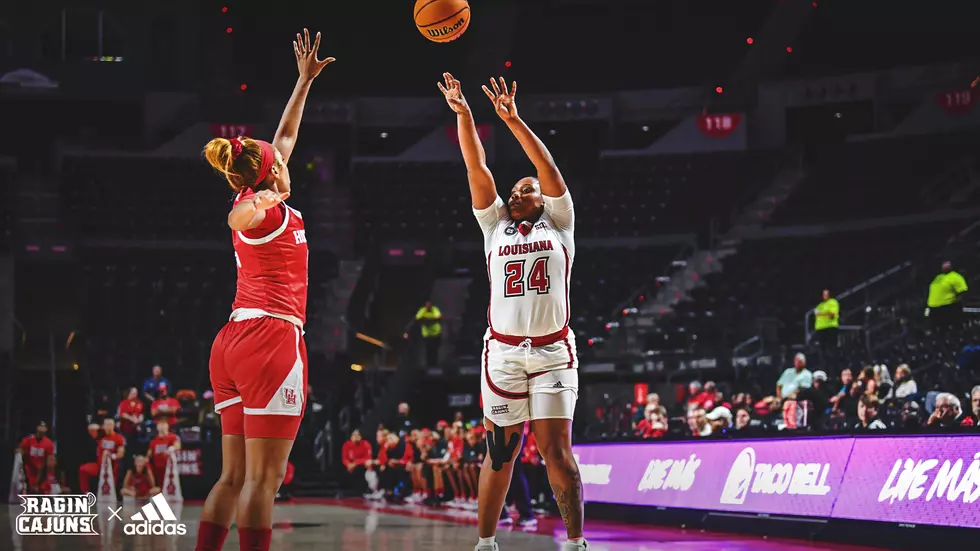 The UL Women’s Basketball Team Starts the Season Off with a Win
