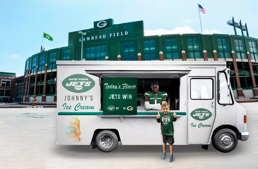 Young Jets Fan Who Goes For Ice Cream After Every Win Must Be Having an Awesome Season