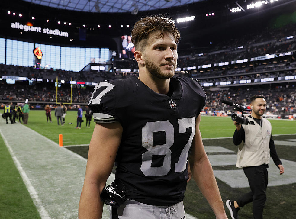 Saints Medical Team Identifies Cancer in Former LSU Tight End Foster Moreau