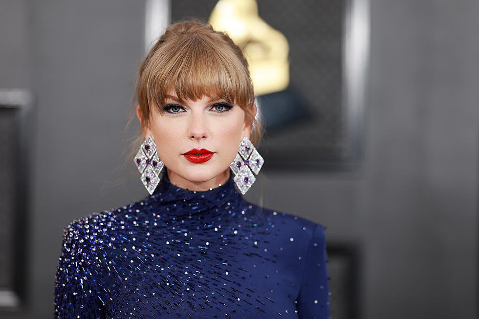 Legendary NFL Coach Praises Taylor Swift's Toughness Post Concert