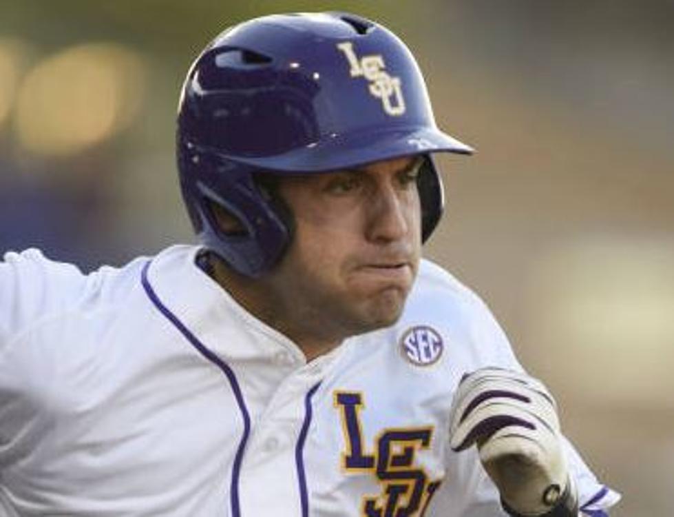 LSU Tops Florida In Late Night Extra Inning Affair