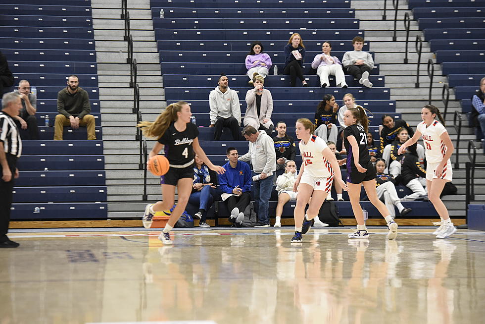 Girls Basketball – No. 9 Rumson Battles Back in the 4th Quarter to defeat No. 8 Wall in the SCT Round-of-16