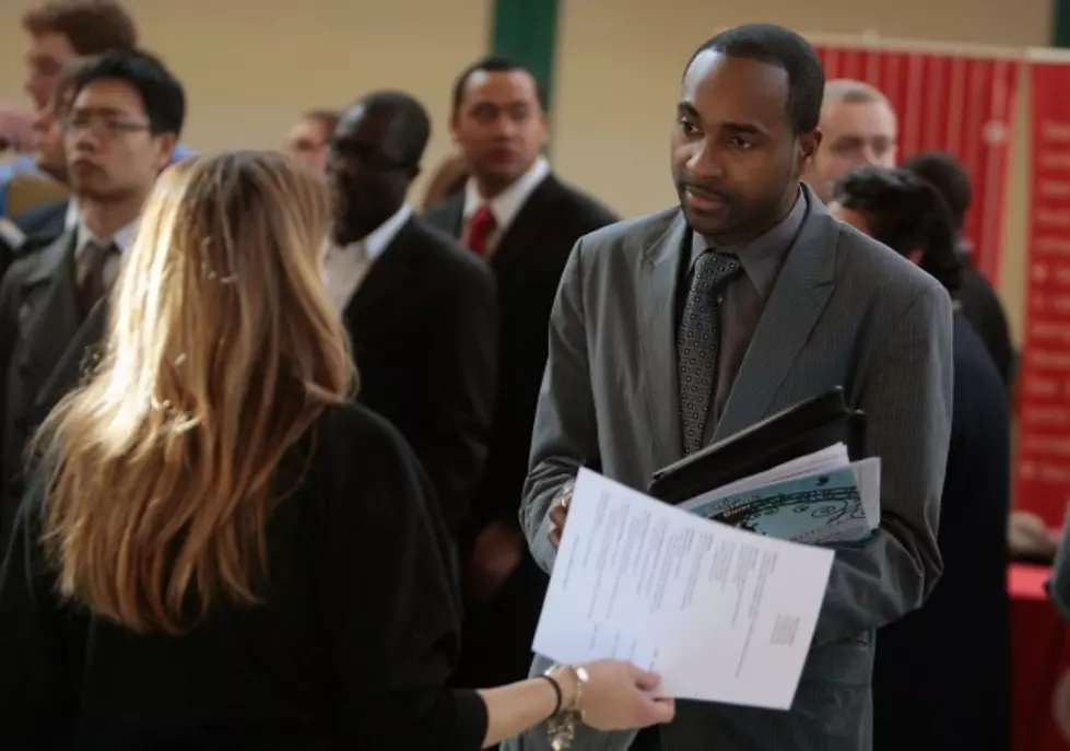 Unemployment Benefit Applications Jump To 399,000