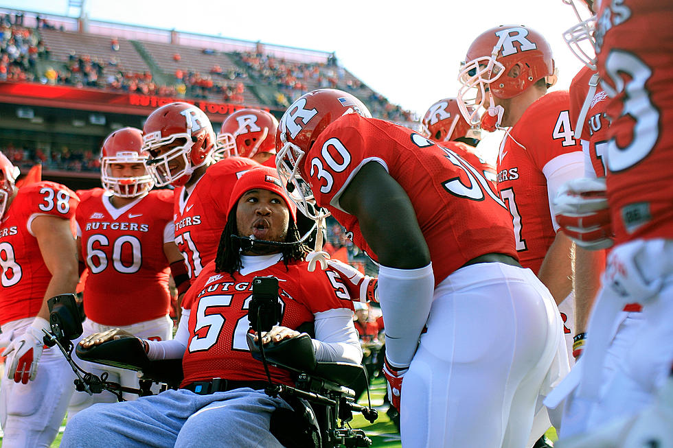 Former Rutgers Player Eric LeGrand Visits Bucs For First Time