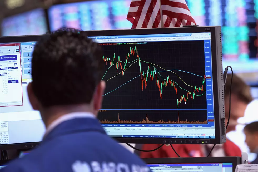 Despite Friday’s Losses, Stocks End May Higher