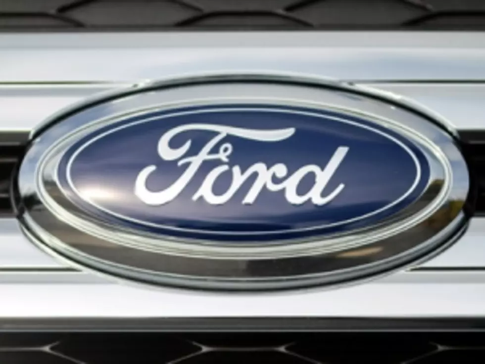 Feds Probe Ford Escapes For Sticky Throttles