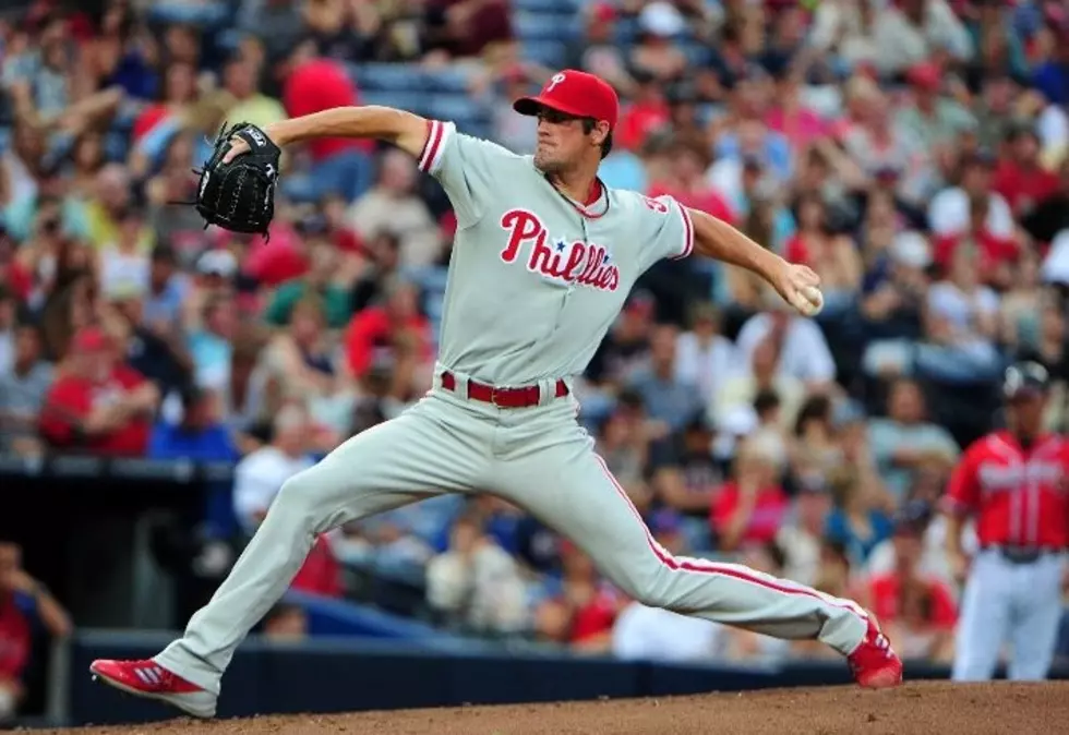 Hamels Struggles as Phillies Fall to Braves