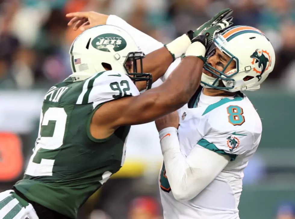 Moore Steps In For Tannehill, Dolphins Top Jets 30-9