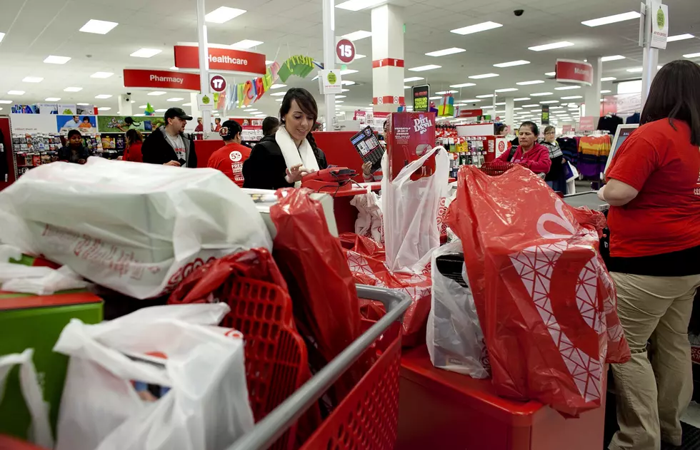 Last-Minute Holiday Shopping: The New Trend? [AUDIO]