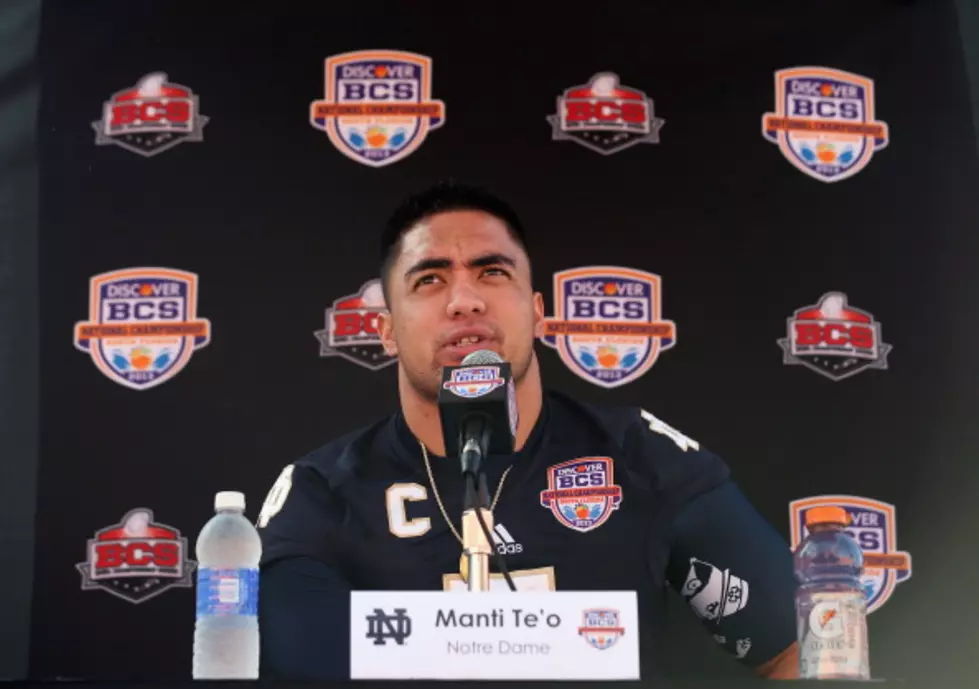 Notre Dame&#8217;s Manti Teʻo Tweeted Out a Cryptic Message in October