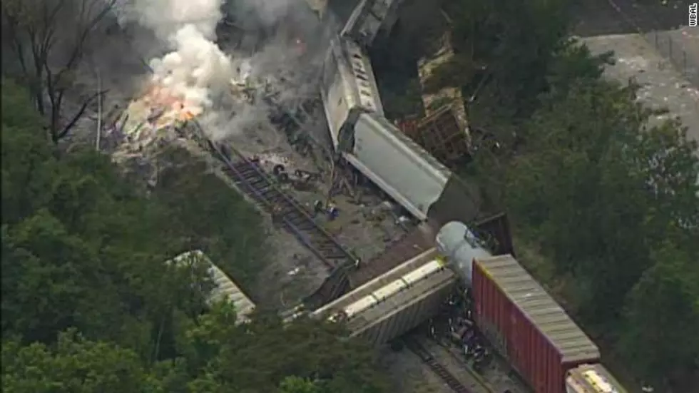 Train Derails In Maryland, Explodes [VIDEO]