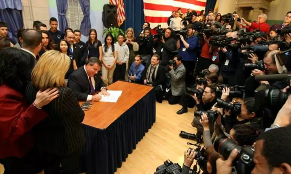 Christie Signs Dream Act