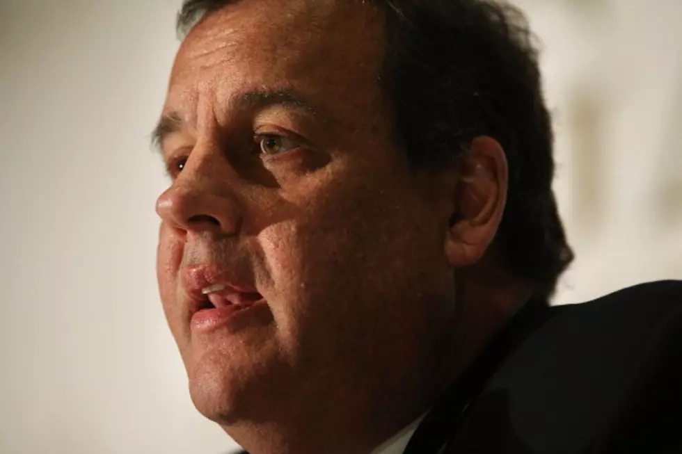 Christie greeted by boos in Paterson