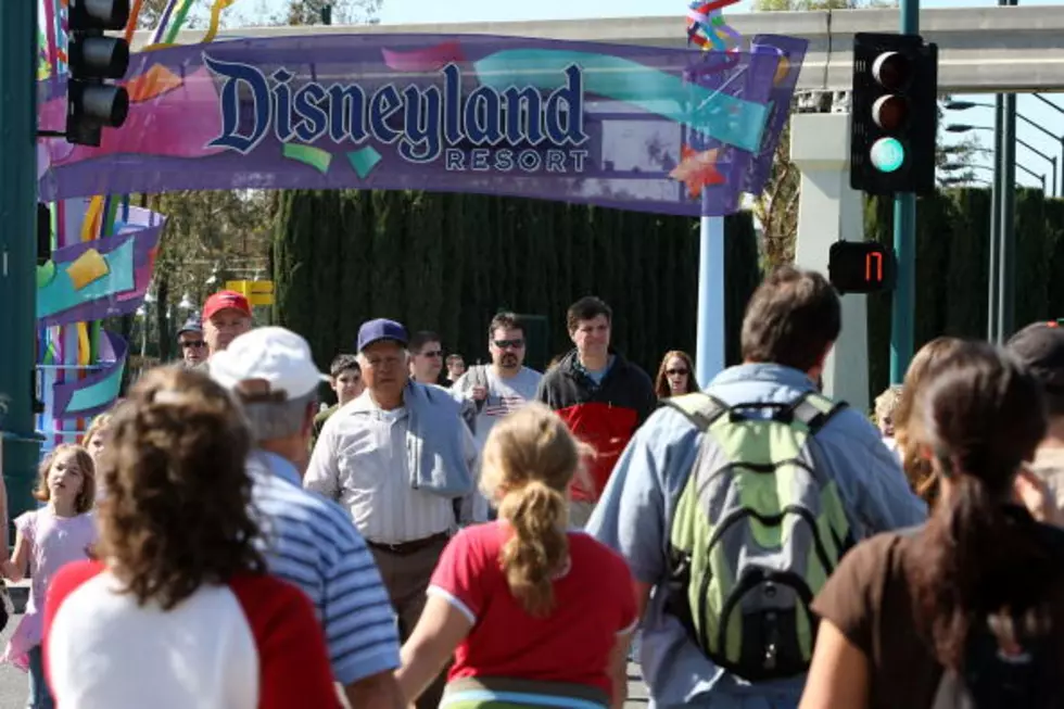 More measles cases tied to Disneyland, Illinois day care